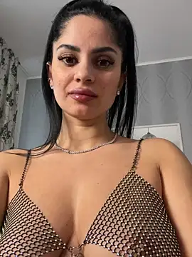 Snapshot of _adelle chatting on 02.27.26 adelle online show from 02.27.26