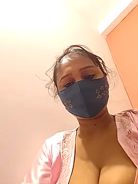 Snapshot of Archna-ji chatting on 12.22.24 Archna-ji online show from 12.22.24