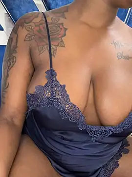 Snapshot of SexxyLunar chatting on 07.10.26 SexxyLunar online show from 07.10.26