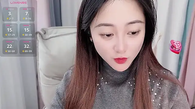 Liiniie-Lovers online show from 01.01.25