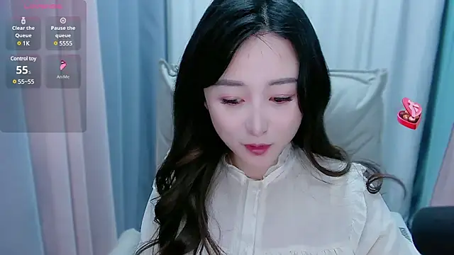 Liiniie-Lovers online show from 01.03.25