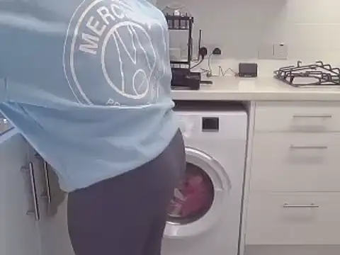 Snapshot of magical_mia chatting on 03.06.25 magical mia online show from 03.06.25