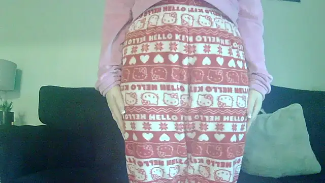 Snapshot of magical_mia chatting on 01.16.26 magical mia online show from 01.16.26