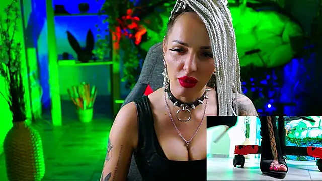 MonicaMaxwel online show from 03.14.25