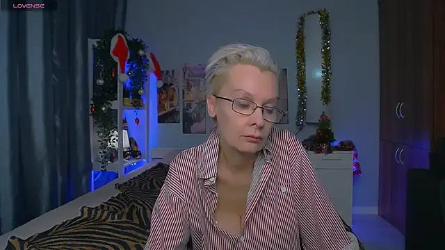 HelgaHimmell online show from 01.06.25