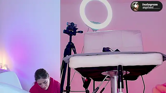 Snapshot of Angelst__ chatting on 03.08.26 Angelst online show from 03.08.26