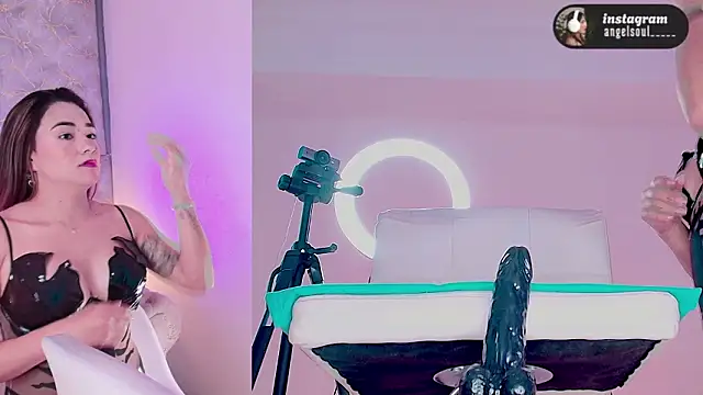 Snapshot of Angelst__ chatting on 03.14.26 Angelst online show from 03.14.26