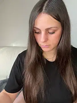 Snapshot of Loella-Rose chatting on 01.15.26 Loella-Rose online show from 01.15.26