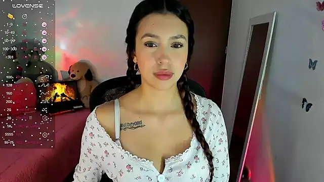 Snapshot of youpinkgirl_ chatting on 01.11.25 youpinkgirl  online show from 01.11.25