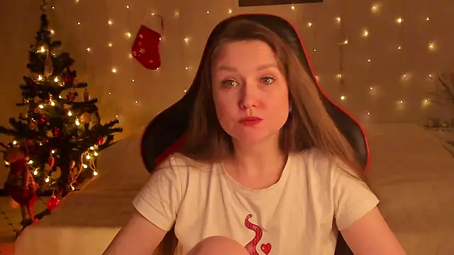 Snapshot of desperatehousewife__ chatting on 01.05.26 desperatehousewife online show from 01.05.26