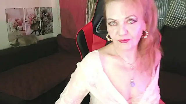 Snapshot of Liset_Monro chatting on 06.25.26 Liset Monro online show from 06.25.26