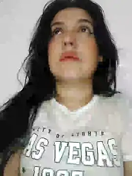 Snapshot of Sophie-hatter chatting on 01.04.25 Sophie-hatter online show from 01.04.25