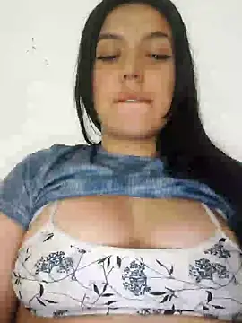 Snapshot of Sophie-hatter chatting on 01.23.25 Sophie-hatter online show from 01.23.25