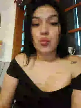 Snapshot of Sophie-hatter chatting on 01.25.25 Sophie-hatter online show from 01.25.25