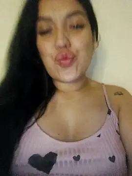 Snapshot of Sophie-hatter chatting on 02.16.25 Sophie-hatter online show from 02.16.25