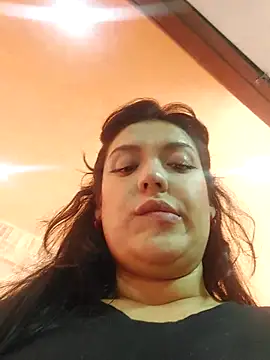 Snapshot of Sophie-hatter chatting on 02.28.25 Sophie-hatter online show from 02.28.25