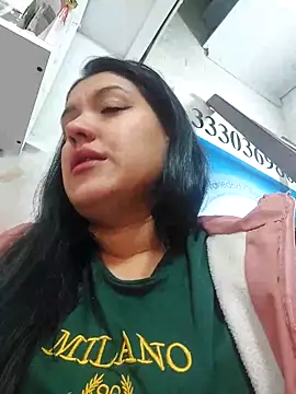 Snapshot of Sophie-hatter chatting on 03.20.25 Sophie-hatter online show from 03.20.25