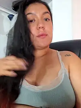 Snapshot of Sophie-hatter chatting on 11.12.25 Sophie-hatter online show from 11.12.25