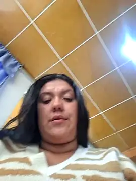 Snapshot of Sophie-hatter chatting on 12.04.25 Sophie-hatter online show from 12.04.25