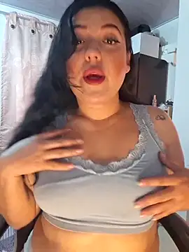 Snapshot of Sophie-hatter chatting on 02.10.26 Sophie-hatter online show from 02.10.26