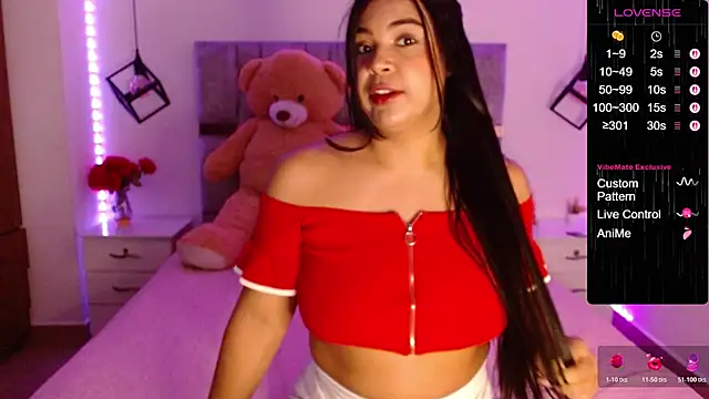 Snapshot of sofia_burman chatting on 11.17.25 sofia burman online show from 11.17.25