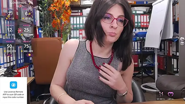 Snapshot of classyladyrellax chatting on 02.14.26 classyladyrellax online show from 02.14.26