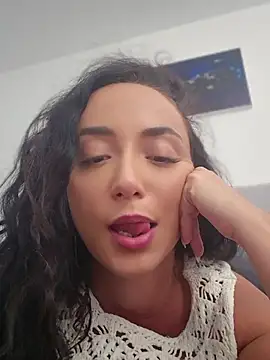 Snapshot of KatherineRyder chatting on 06.29.26 KatherineRyder online show from 06.29.26