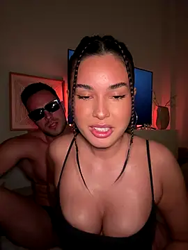 Lizhush  online show from 10.14.25