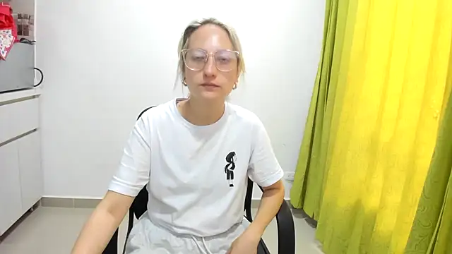 Adele johnsonn1 online show from 03.19.25