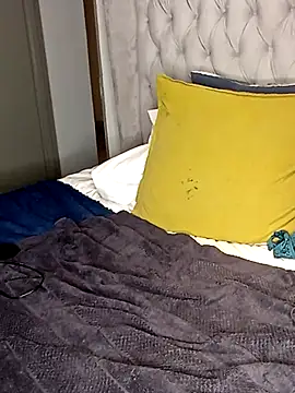 Nattybae09 online show from 02.25.25