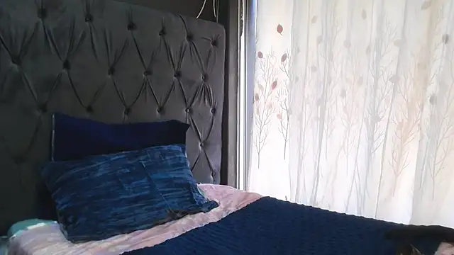 Snapshot of Nattybae09 chatting on 11.04.25 Nattybae09 online show from 11.04.25