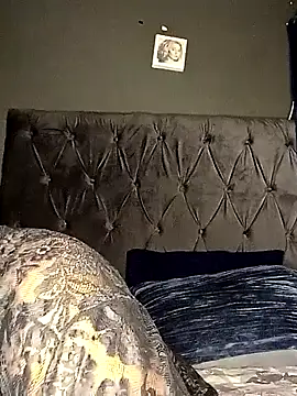 Snapshot of Nattybae09 chatting on 11.06.25 Nattybae09 online show from 11.06.25