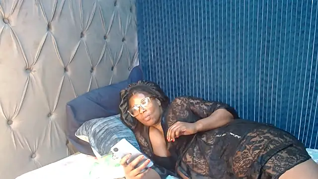 Snapshot of Nattybae09 chatting on 11.07.25 Nattybae09 online show from 11.07.25