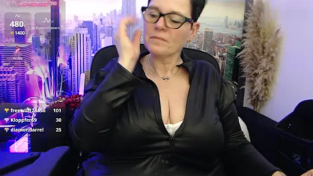 ninarandmann online show from 02.27.25