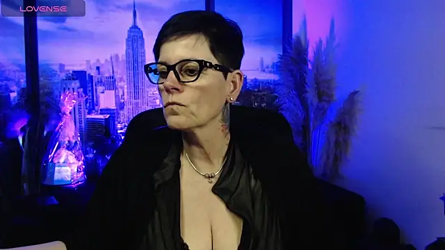 ninarandmann online show from 04.21.26