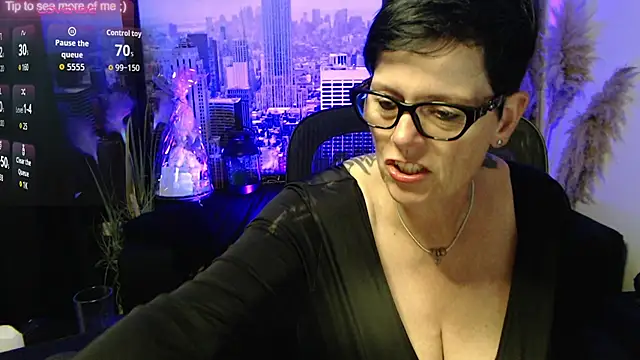 ninarandmann online show from 06.10.26