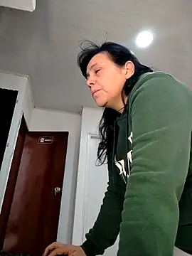 Natasha milf   online show from 04.28.26