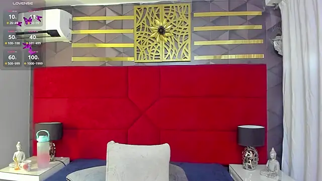 Snapshot of hanny_milf chatting on 02.01.25 hanny milf online show from 02.01.25