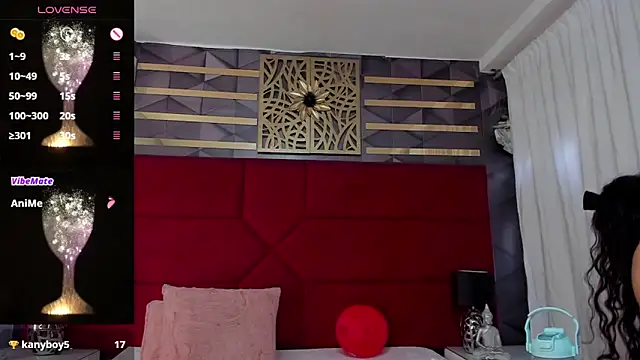 Snapshot of hanny_milf chatting on 02.15.25 hanny milf online show from 02.15.25