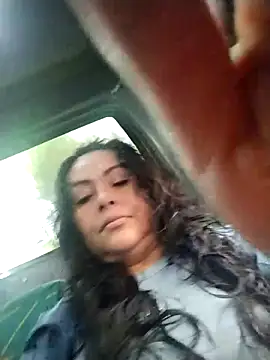 Snapshot of hanny_milf chatting on 12.18.25 hanny milf online show from 12.18.25