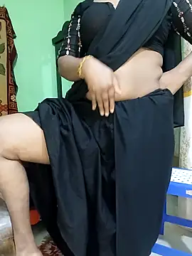 Idhika Paul online show from 03.06.25