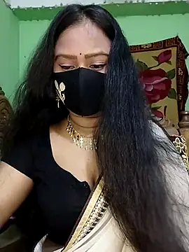 Idhika Paul online show from 03.11.25