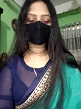 Idhika Paul online show from 04.23.26