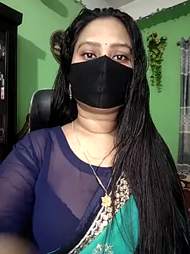 Idhika Paul online show from 04.29.26