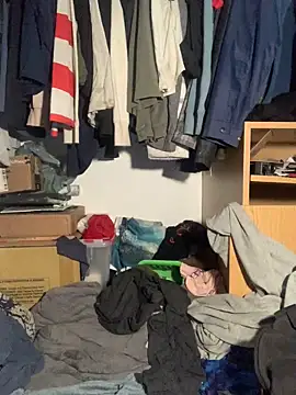 yourdirtysecret 23 online show from 10.28.25