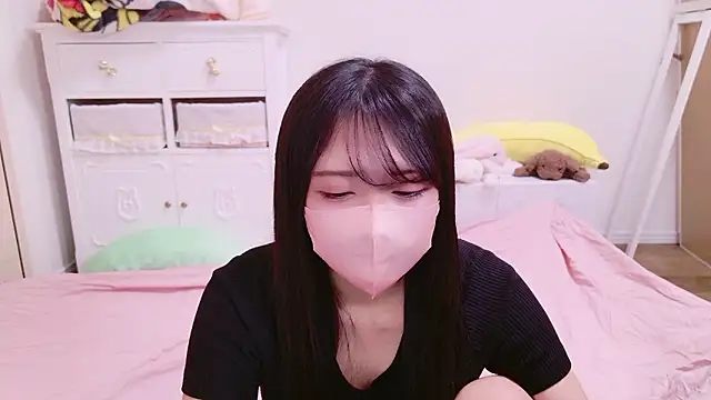 Snapshot of nathi_ko_xo chatting on 09.11.25 nathi ko xo online show from 09.11.25