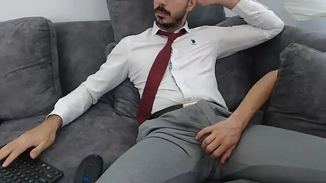 Naughtb0y online show from 09.17.25