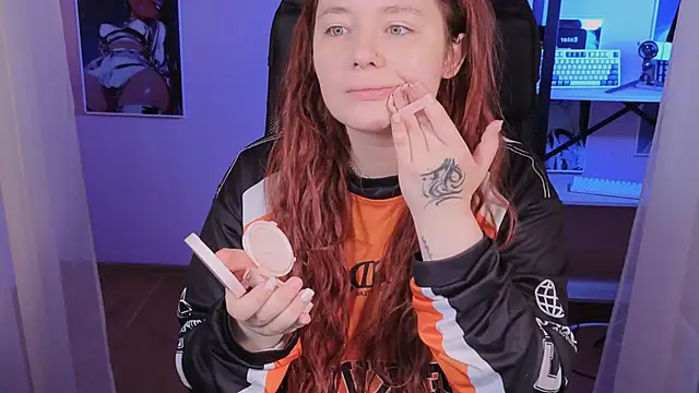 carolina elf online show from 10.29.25