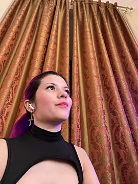 Snapshot of Katya_Zaitseva chatting on 02.11.25 Katya Zaitseva online show from 02.11.25