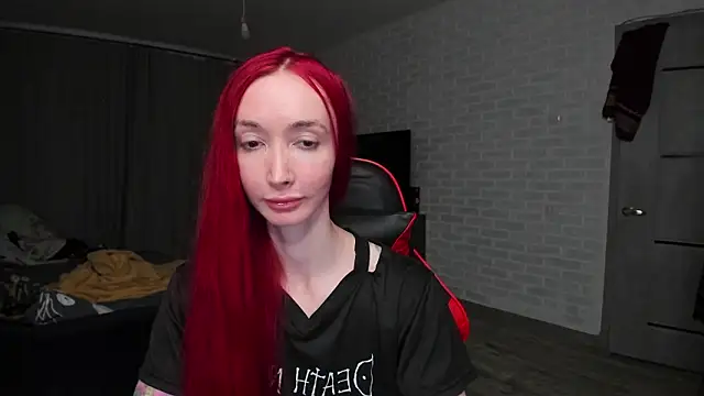 Roxy Silver online show from 03.08.26